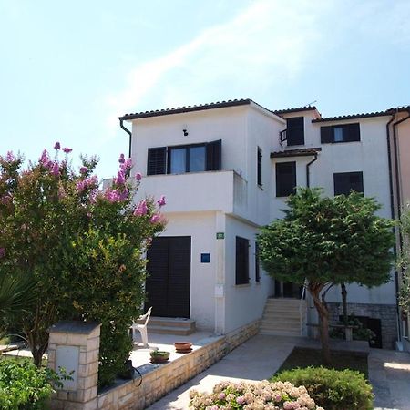 Apartments Puntizela 727 普拉 外观 照片