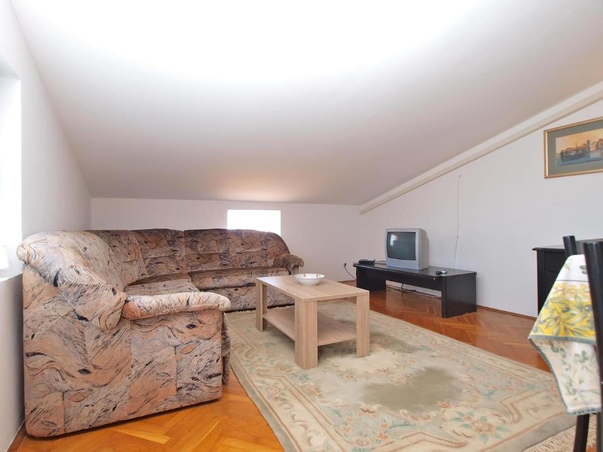 Apartments Puntizela 727 普拉 外观 照片