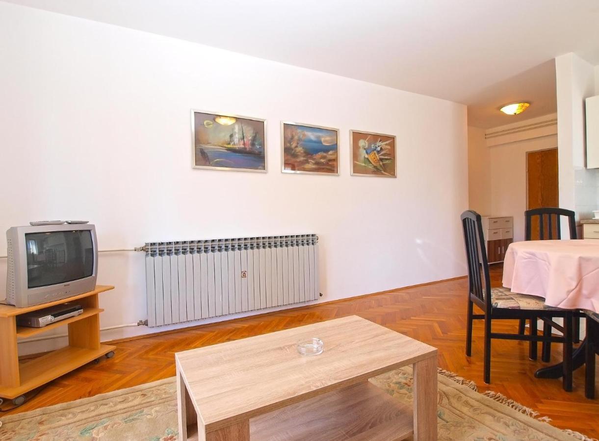Apartments Puntizela 727 普拉 外观 照片