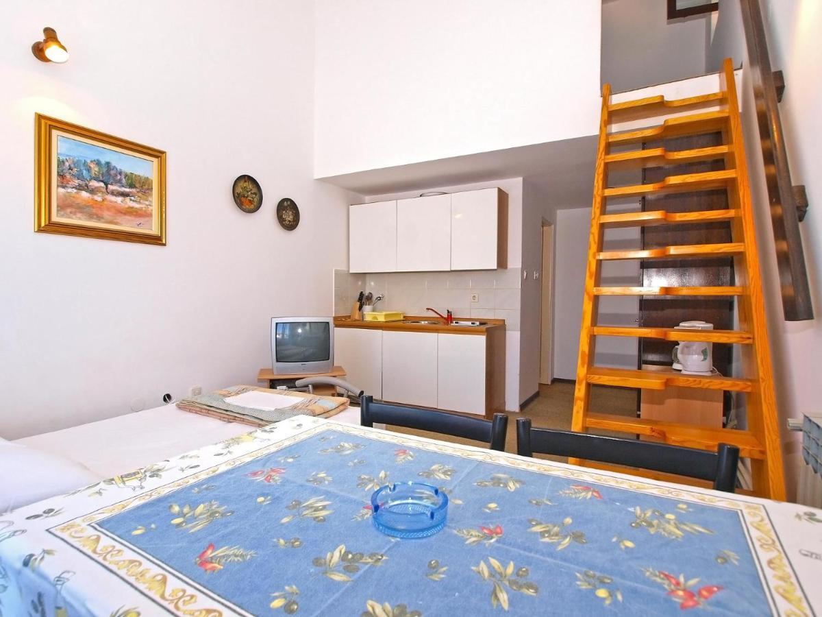 Apartments Puntizela 727 普拉 外观 照片