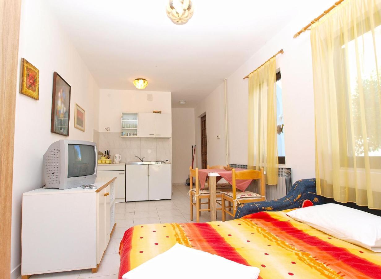 Apartments Puntizela 727 普拉 外观 照片