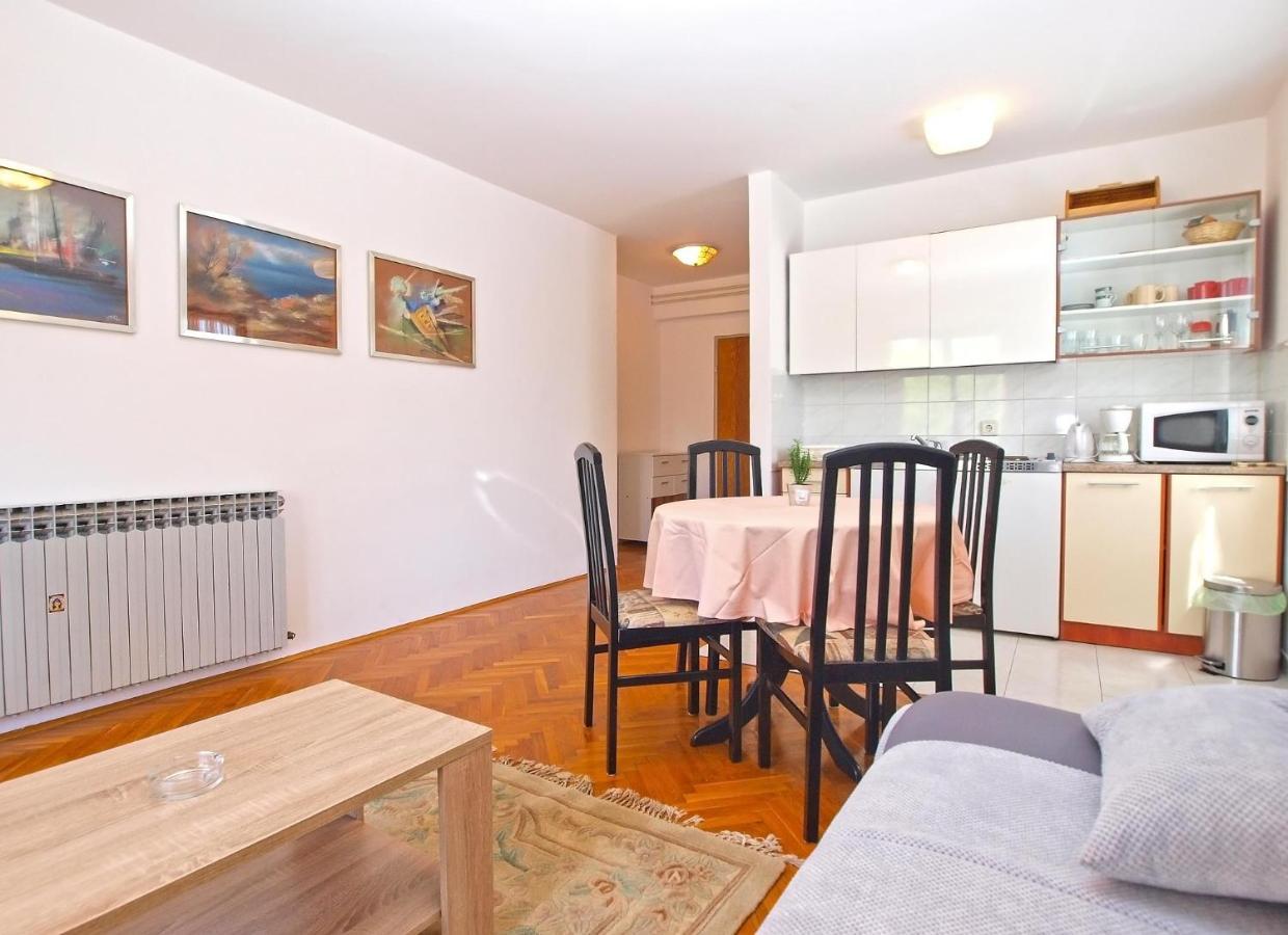Apartments Puntizela 727 普拉 外观 照片
