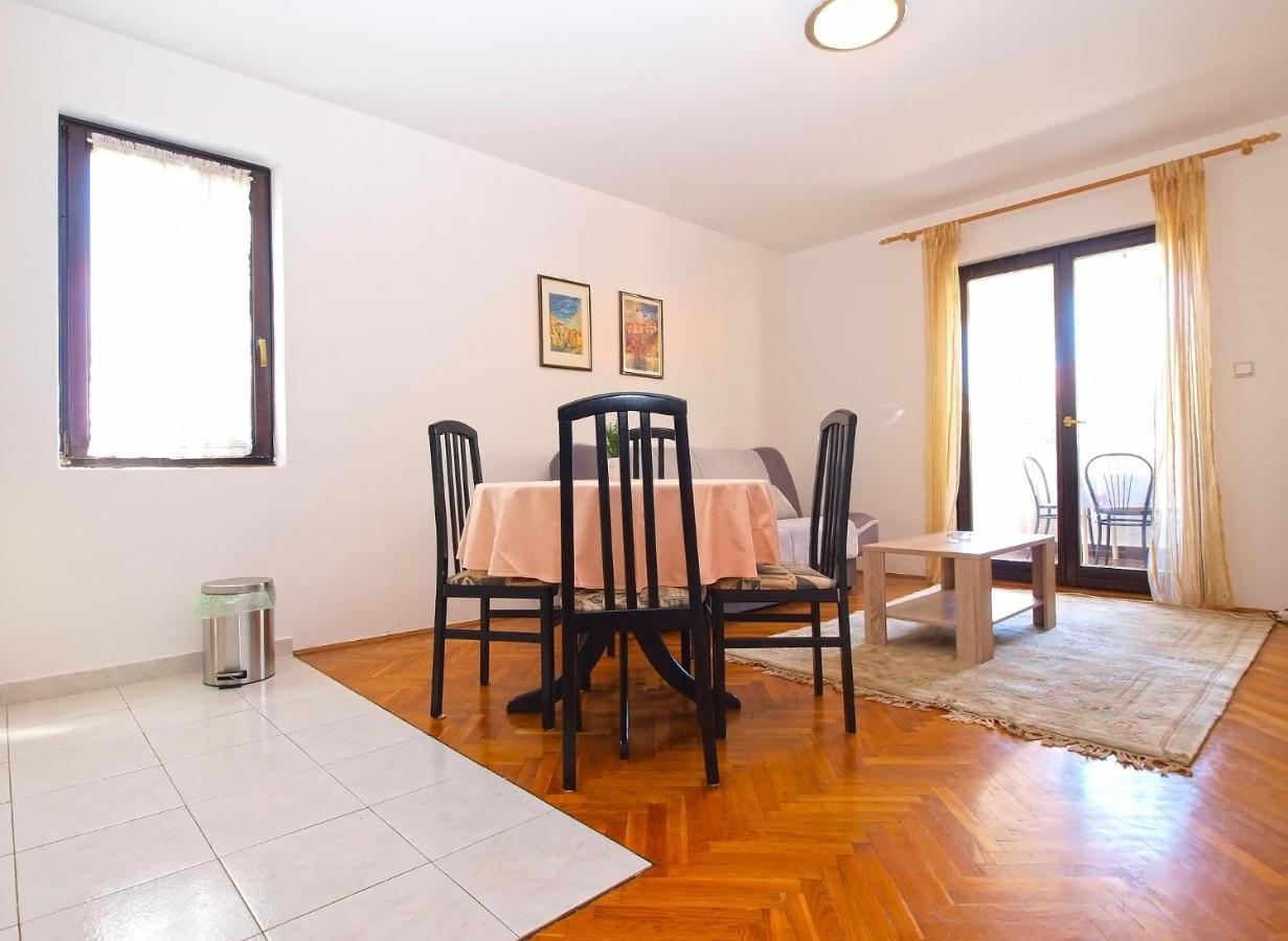 Apartments Puntizela 727 普拉 外观 照片