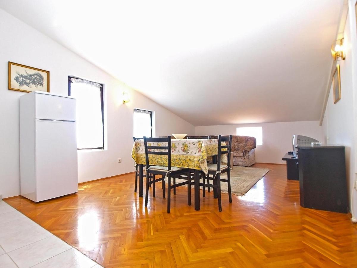 Apartments Puntizela 727 普拉 外观 照片