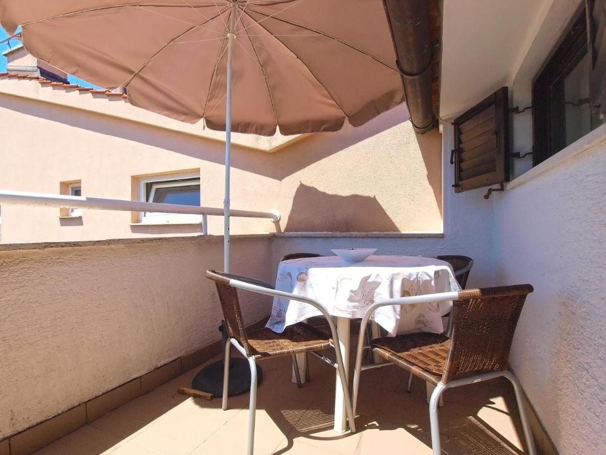 Apartments Puntizela 727 普拉 外观 照片
